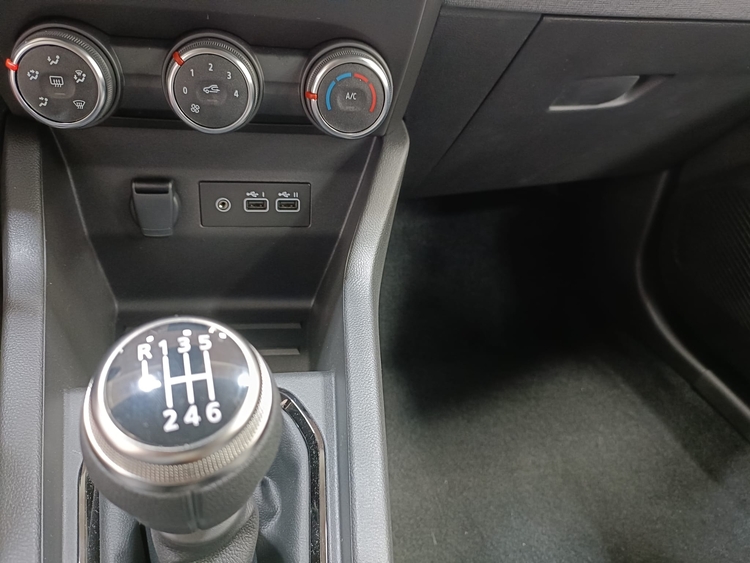 Renault Clio Evolution foto 8