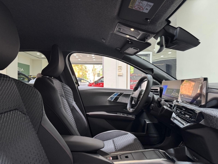 Renault Clio VI 160 E-Tech Full Hybrid Techno foto 13