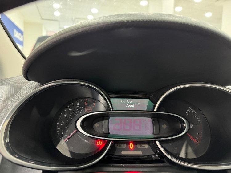 Renault Clio Wolfnoir foto 12