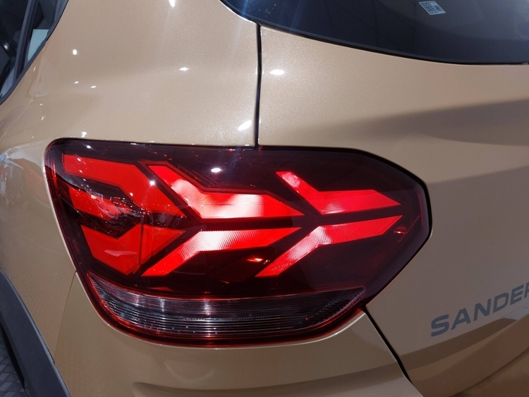 Dacia Sandero Stepway Expression Go foto 19