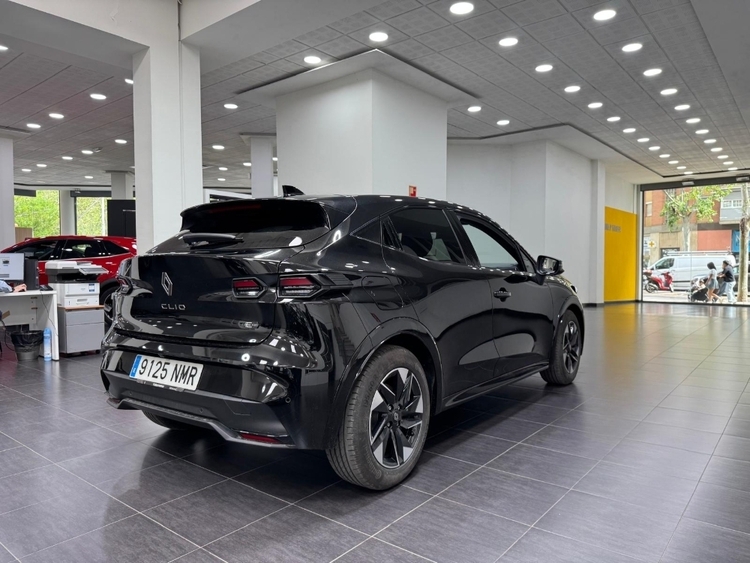 Renault Clio VI 160 E-Tech Full Hybrid Techno foto 5