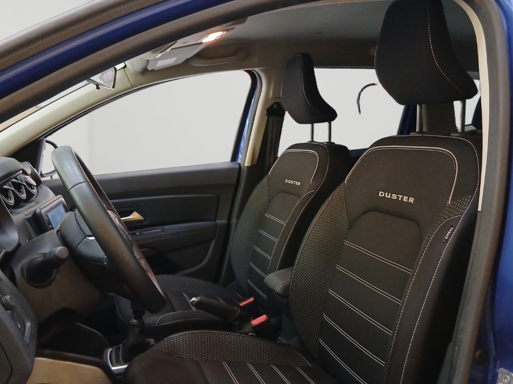 DACIA DUSTER PRESTIGE miniatura 9
